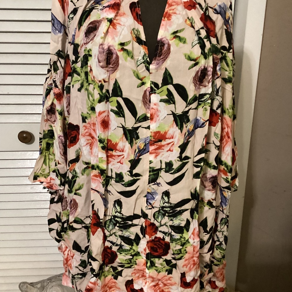 UMGEEpink floral mini dress small